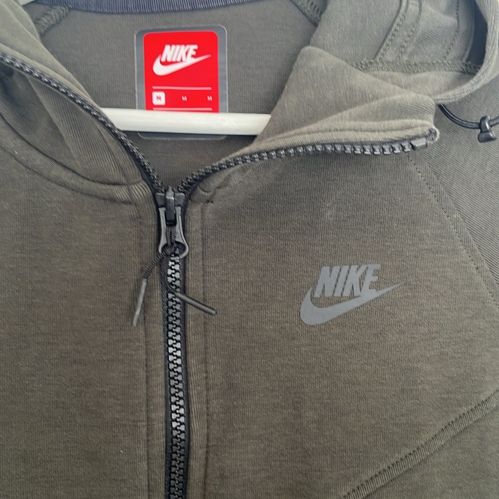 Nike Windrunner - image 2